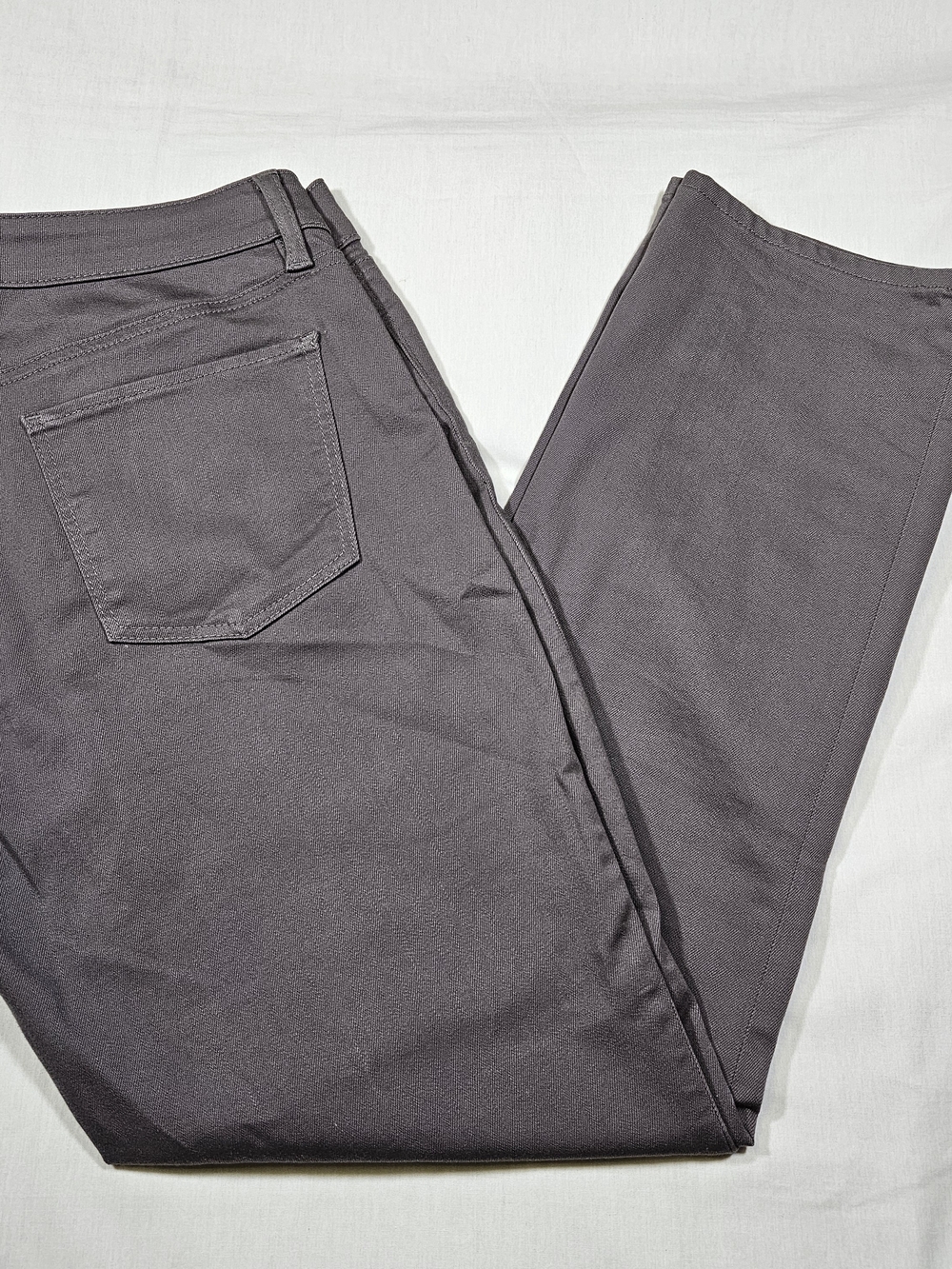 Talbots Women's Flawless Five Pocket Straight Curvy Jeans 10P Gray Stretch Pants